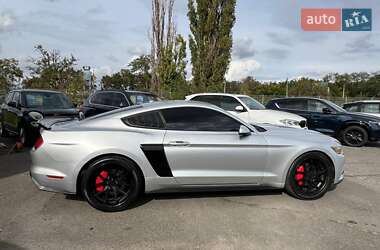 Купе Ford Mustang 2016 в 