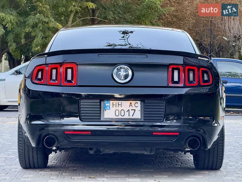 Купе Ford Mustang 2013 в Одесі