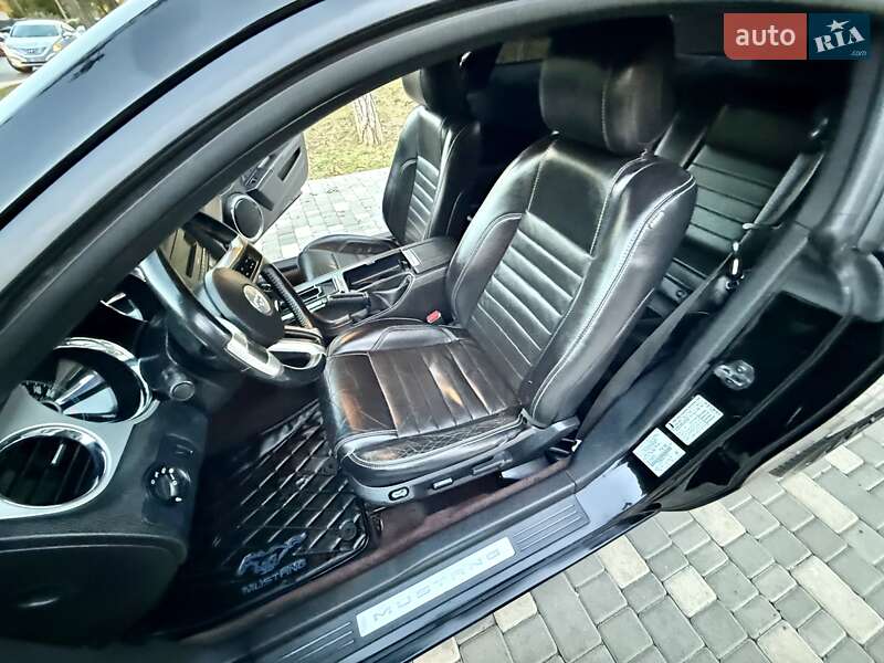 Купе Ford Mustang 2013 в Одесі