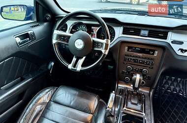 Купе Ford Mustang 2013 в 