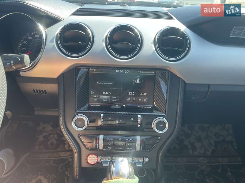 Купе Ford Mustang 2015 в Киеве