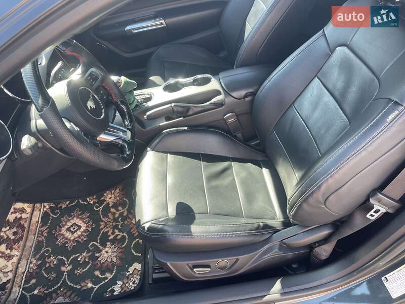 Купе Ford Mustang 2015 в Киеве