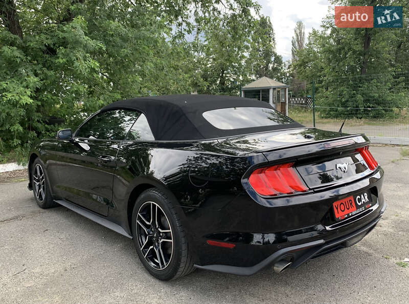 Кабріолет Ford Mustang 2019 в Києві фото 26 Кабріолет Ford Mustang 2019 в Києві