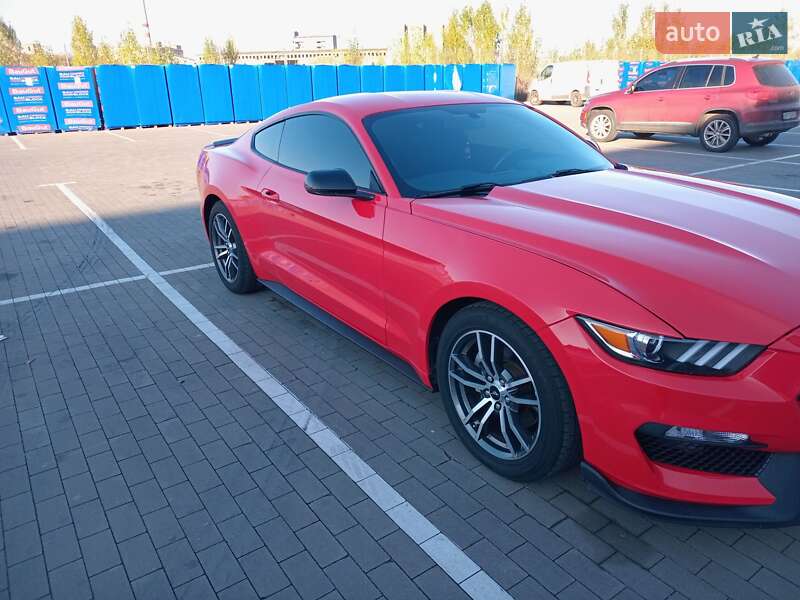 Купе Ford Mustang 2016 в Вінниці