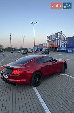 Купе Ford Mustang 2017 в  фото 7 Купе Ford Mustang 2017 в