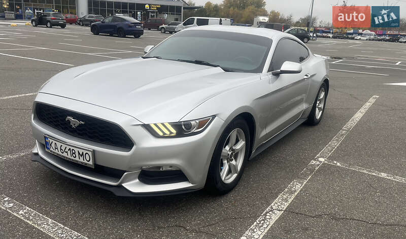 Купе Ford Mustang 2017 в Києві фото Купе Ford Mustang 2017 в Києві