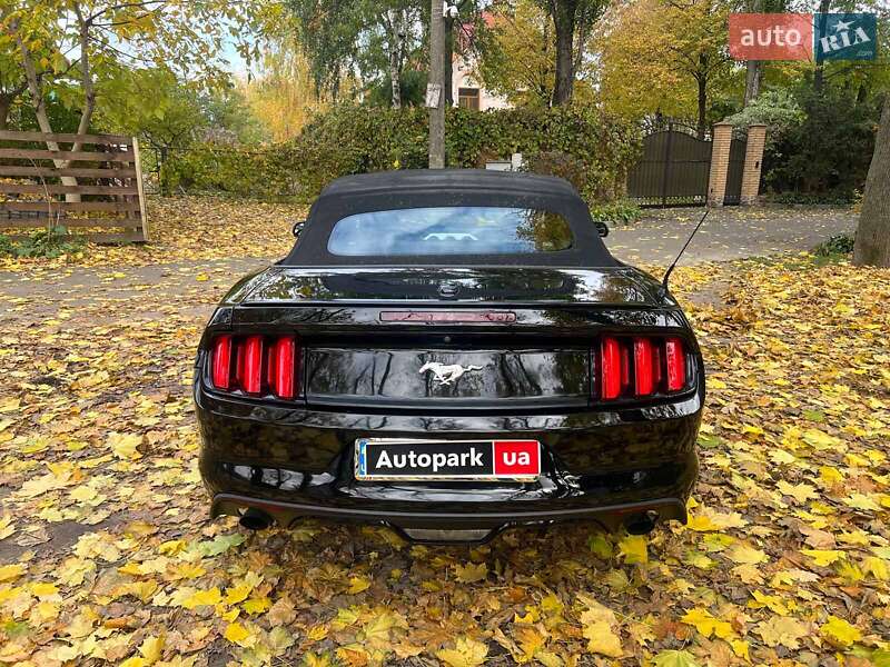Кабриолет Ford Mustang 2016 в Киеве фото 6 Кабриолет Ford Mustang 2016 в Киеве