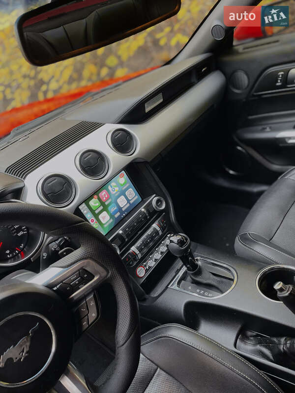 Купе Ford Mustang 2015 в Львове