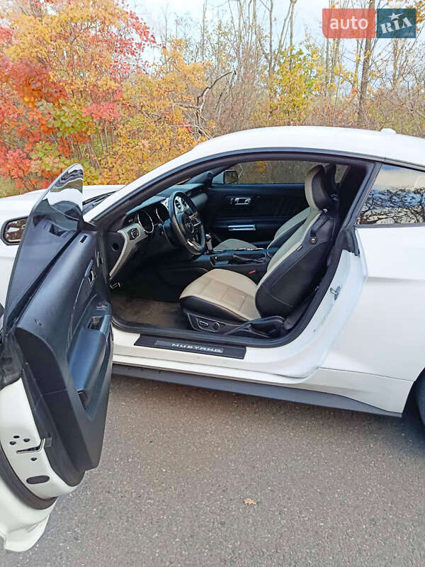 Купе Ford Mustang 2017 в Одессе фото 23 Купе Ford Mustang 2017 в Одессе