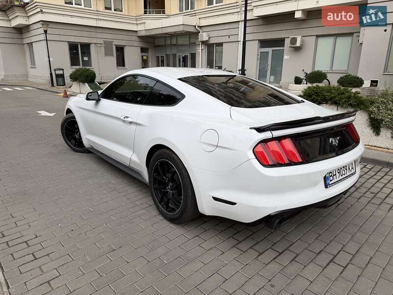 Купе Ford Mustang 2015 в Одесі фото 6 Купе Ford Mustang 2015 в Одесі