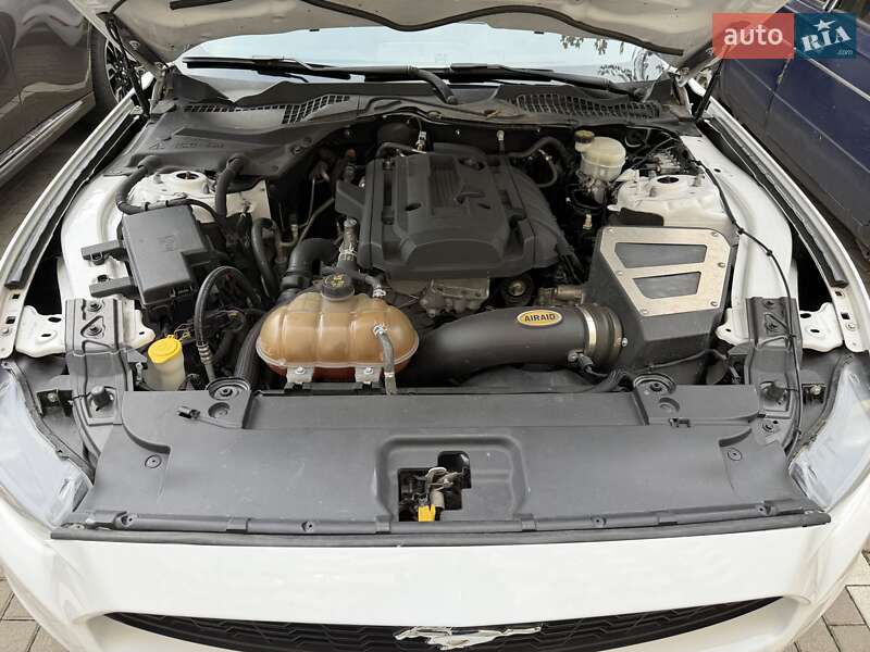 Купе Ford Mustang 2015 в Одесі фото 18 Купе Ford Mustang 2015 в Одесі