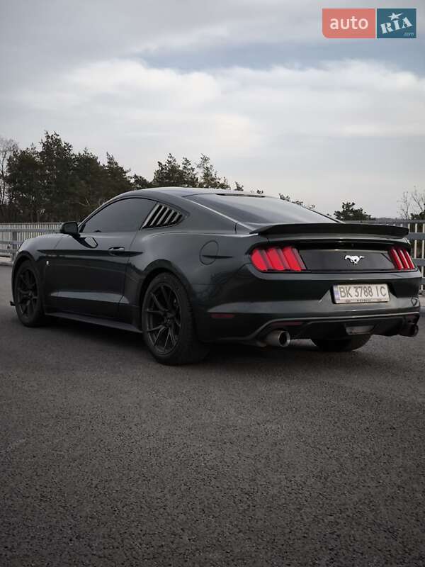 Купе Ford Mustang 2014 в Рівному фото 9 Купе Ford Mustang 2014 в Рівному