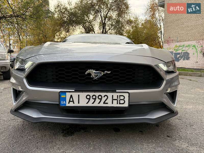Купе Ford Mustang 2019 в Киеве фото 32 Купе Ford Mustang 2019 в Киеве