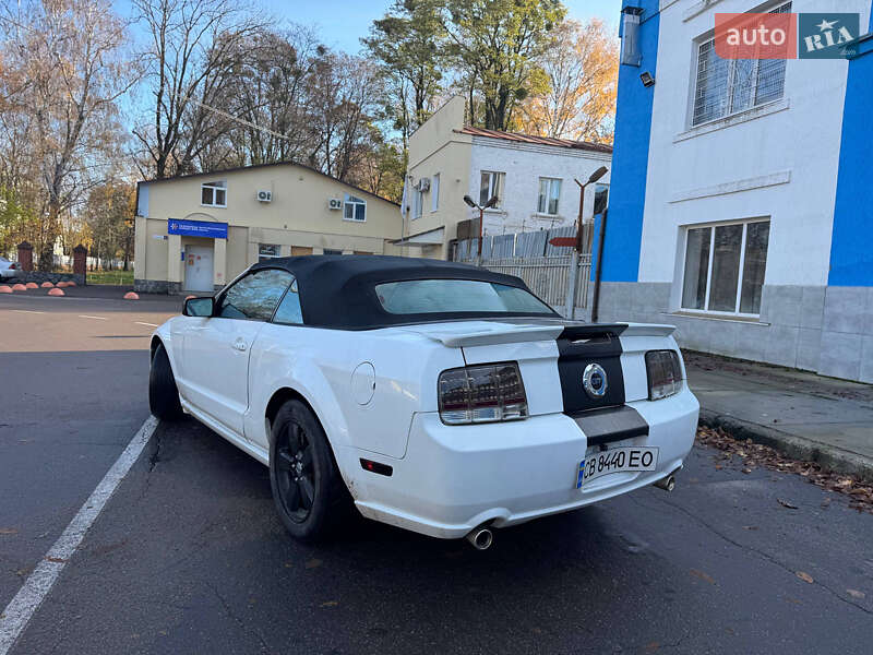 Кабріолет Ford Mustang 2008 в Києві фото 7 Кабріолет Ford Mustang 2008 в Києві