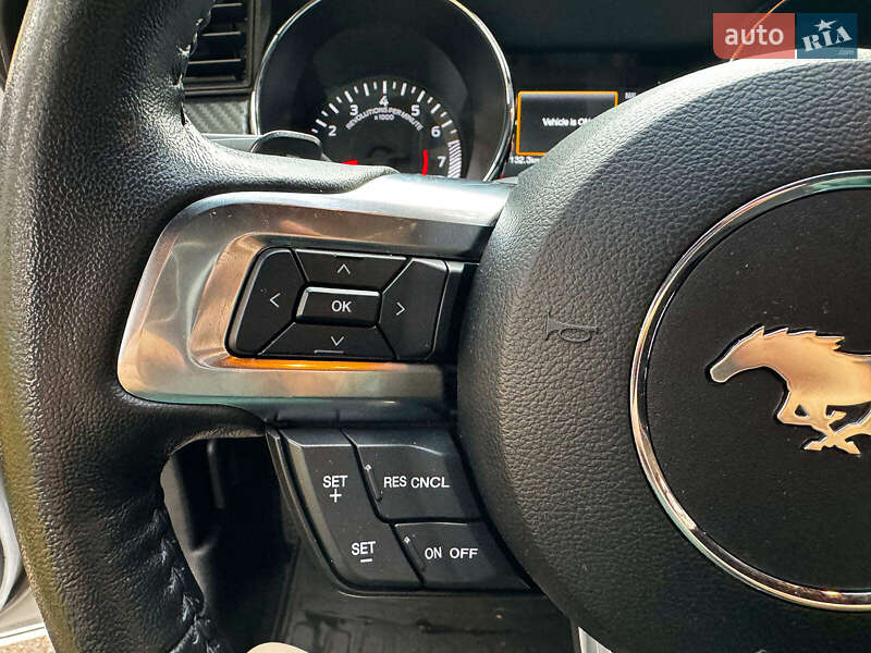 Купе Ford Mustang 2017 в Киеве фото 14 Купе Ford Mustang 2017 в Киеве