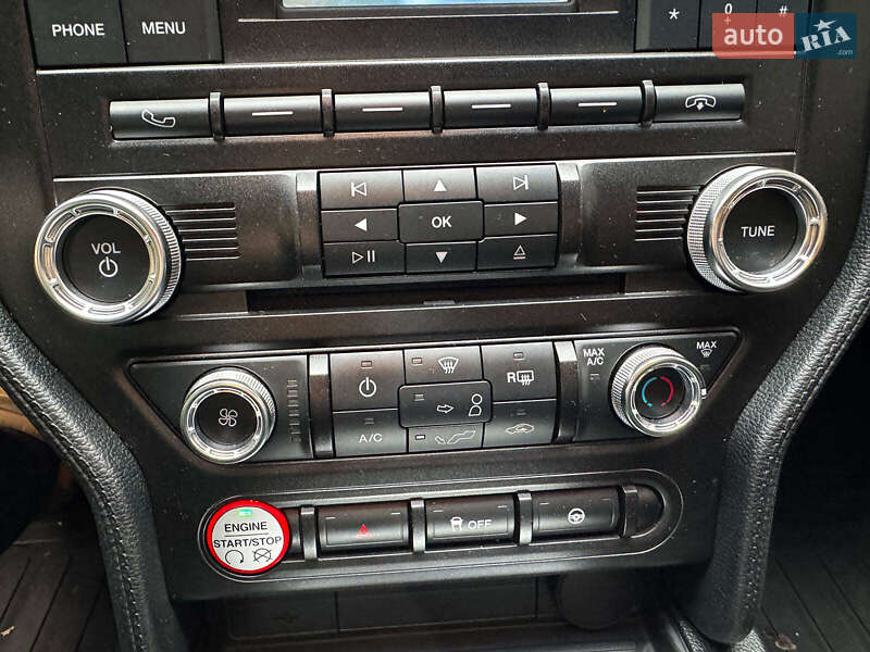 Купе Ford Mustang 2017 в Киеве фото 19 Купе Ford Mustang 2017 в Киеве