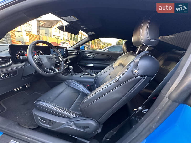 Купе Ford Mustang 2024 в Киеве