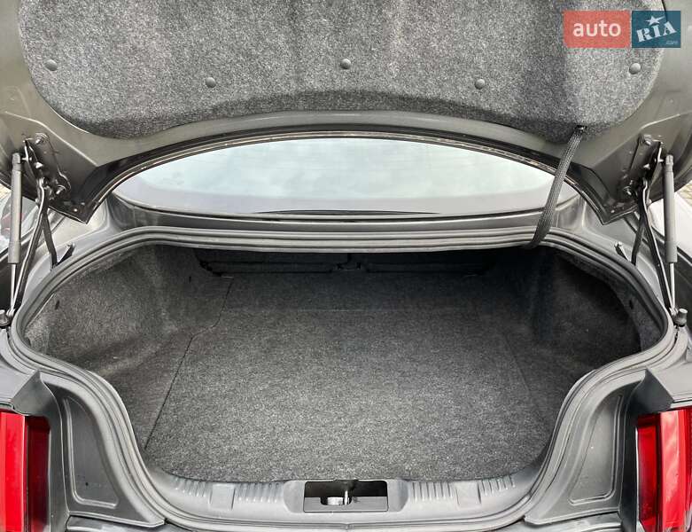 Купе Ford Mustang 2016 в Львові