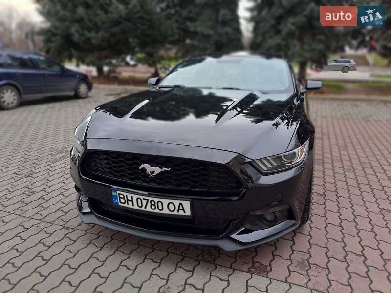 Купе Ford Mustang 2016 в Ивано-Франковске