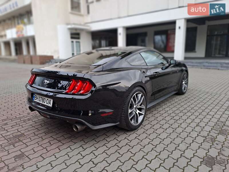 Купе Ford Mustang 2016 в Ивано-Франковске