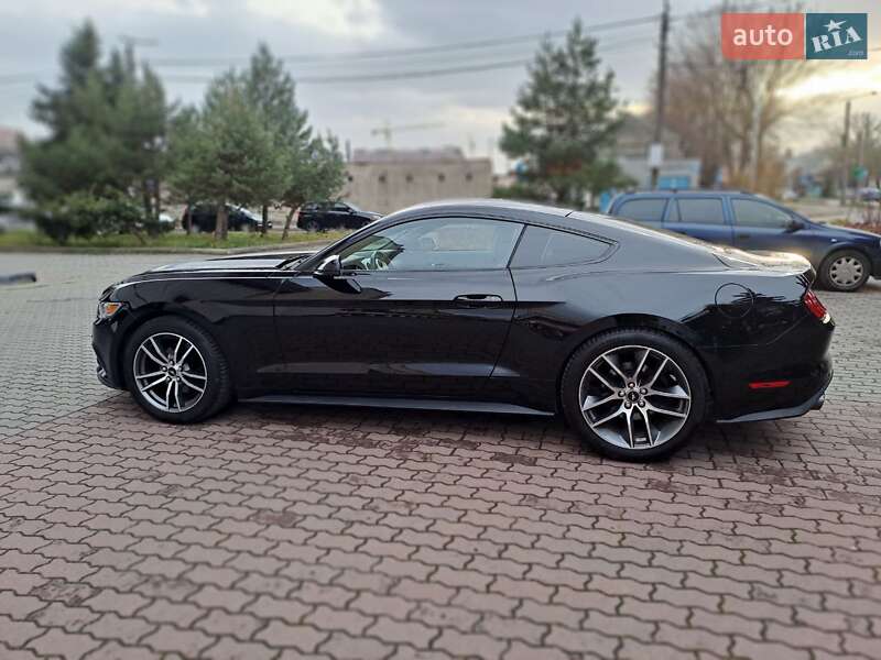 Купе Ford Mustang 2016 в Ивано-Франковске