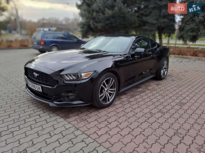 Купе Ford Mustang 2016 в Ивано-Франковске