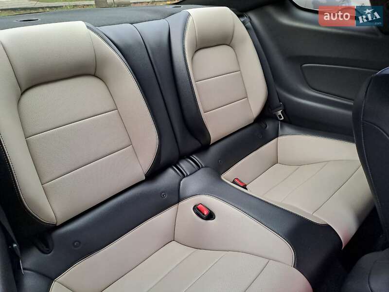 Купе Ford Mustang 2016 в Ивано-Франковске