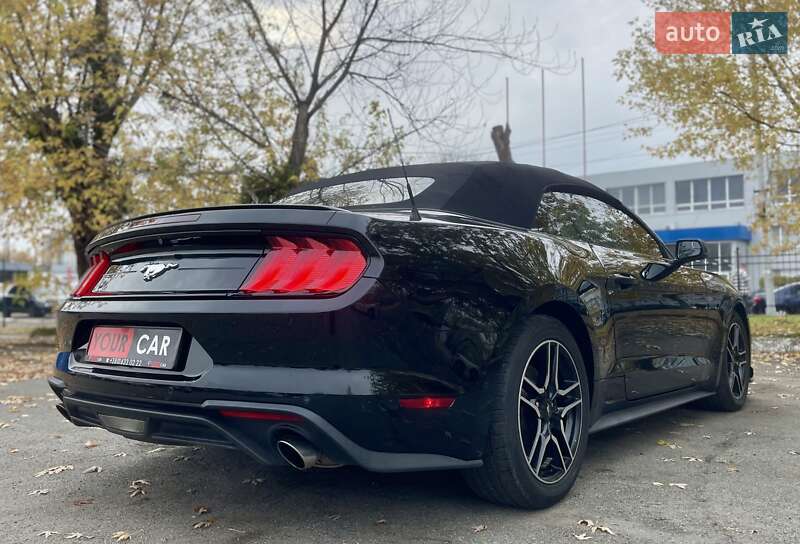 Кабріолет Ford Mustang 2019 в Києві