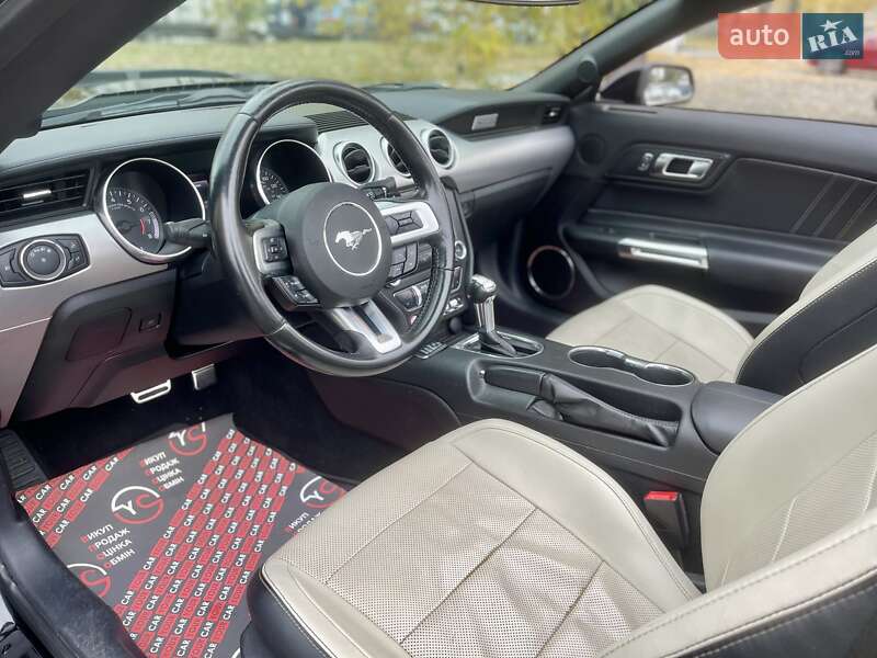 Кабріолет Ford Mustang 2019 в Києві