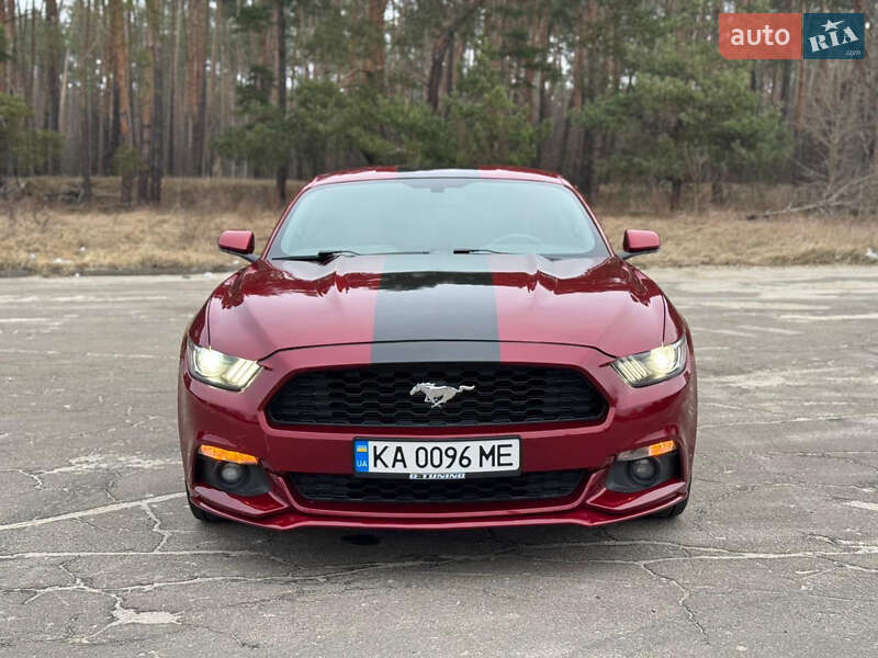 Купе Ford Mustang 2015 в Києві фото 2 Купе Ford Mustang 2015 в Києві