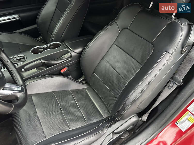 Купе Ford Mustang 2015 в Киеве фото 21 Купе Ford Mustang 2015 в Киеве