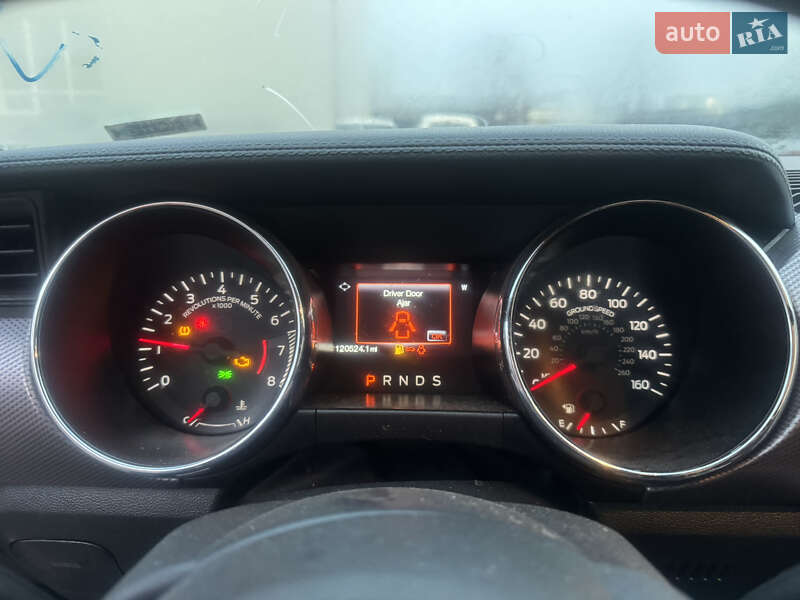 Купе Ford Mustang 2016 в Львове