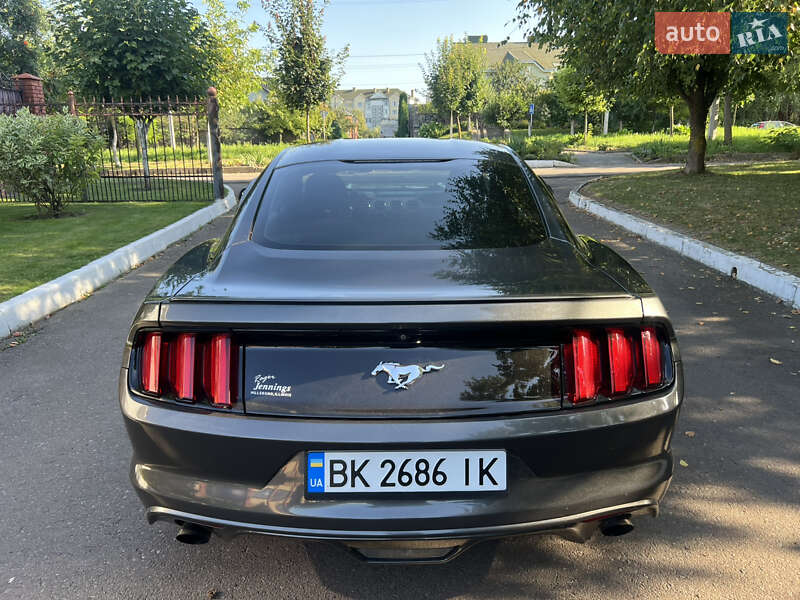 Купе Ford Mustang 2017 в Рівному