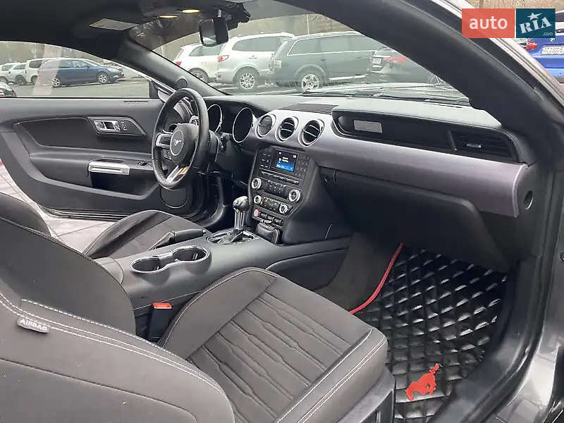 Купе Ford Mustang 2017 в Рівному