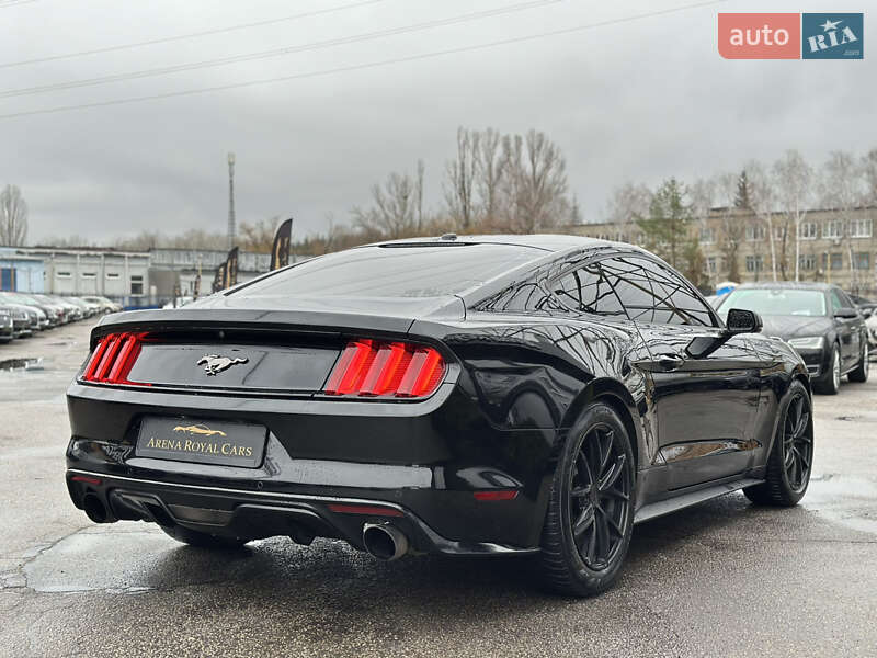 Купе Ford Mustang 2015 в Харькове