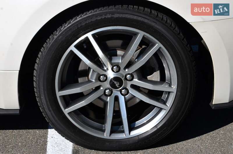 Купе Ford Mustang 2017 в Києві