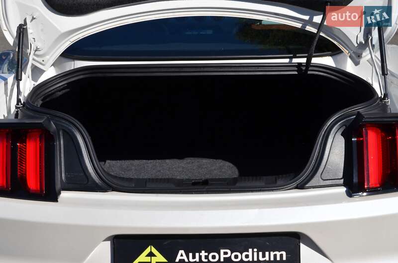 Купе Ford Mustang 2017 в Києві