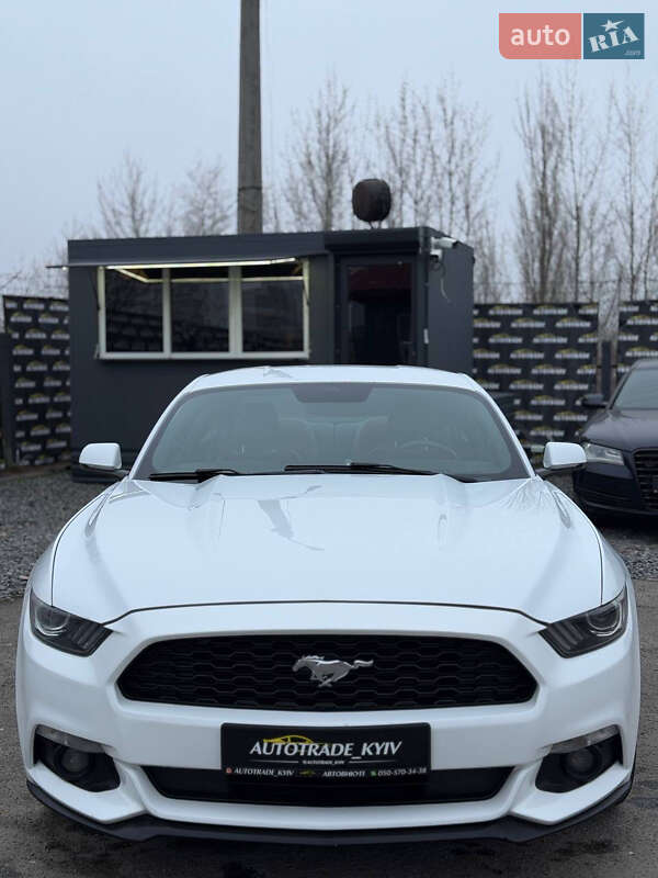 Купе Ford Mustang 2015 в Киеве