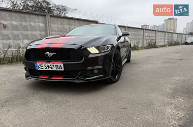 Купе Ford Mustang 2015 в Киеве
