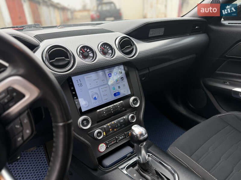 Купе Ford Mustang 2015 в Києві фото 8 Купе Ford Mustang 2015 в Києві