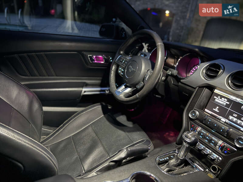 Купе Ford Mustang 2015 в Киеве фото 6 Купе Ford Mustang 2015 в Киеве