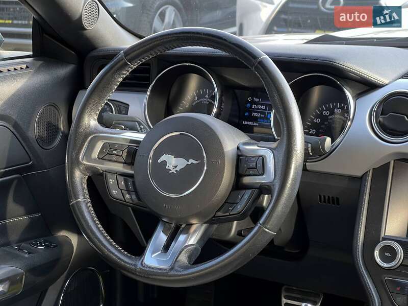 Купе Ford Mustang 2016 в Ивано-Франковске