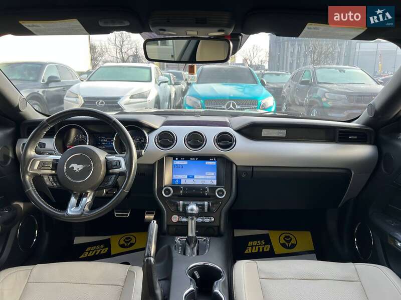 Купе Ford Mustang 2016 в Ивано-Франковске