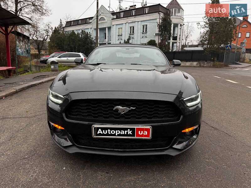 Кабриолет Ford Mustang 2016 в Киеве фото 2 Кабриолет Ford Mustang 2016 в Киеве