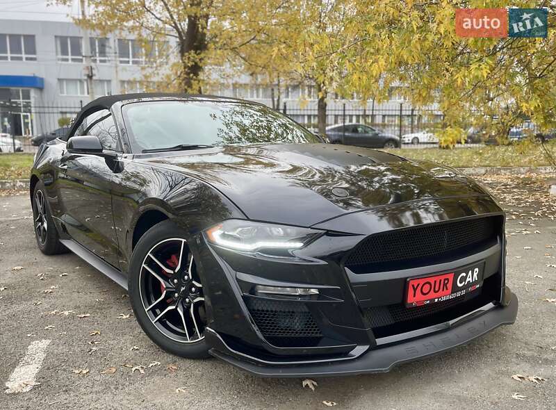 Кабриолет Ford Mustang 2019 в Киеве