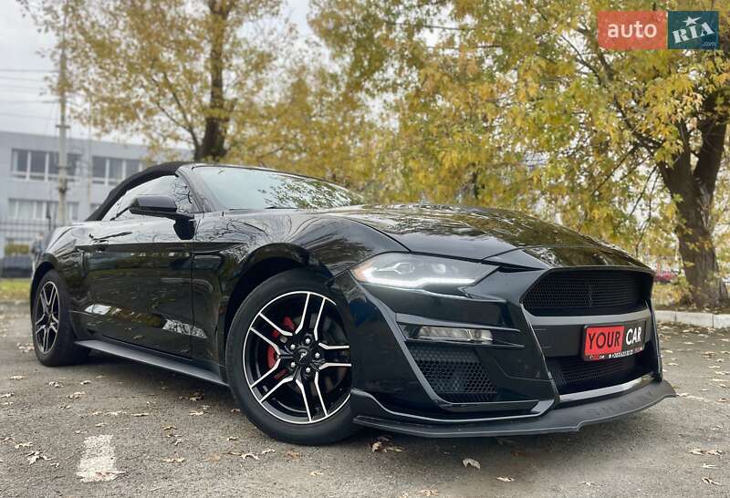 Кабриолет Ford Mustang 2019 в Киеве