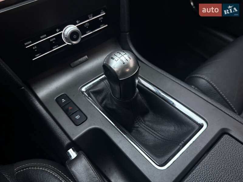 Купе Ford Mustang 2011 в Миколаєві
