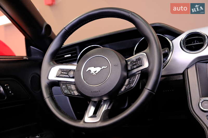 Кабриолет Ford Mustang 2017 в Одессе