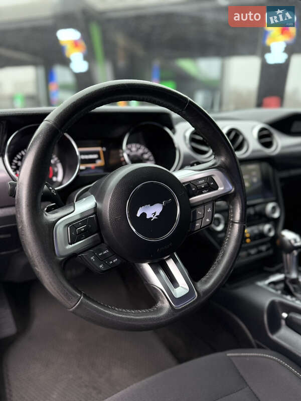 Купе Ford Mustang 2015 в Дніпрі