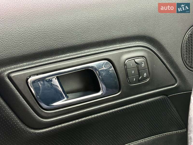 Купе Ford Mustang 2015 в Харькове фото 23 Купе Ford Mustang 2015 в Харькове
